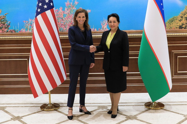 Конструктивный диалог является импульсом реализации новых совместных проектов Конструктивный диалог является импульсом реализации новых совместных проектов