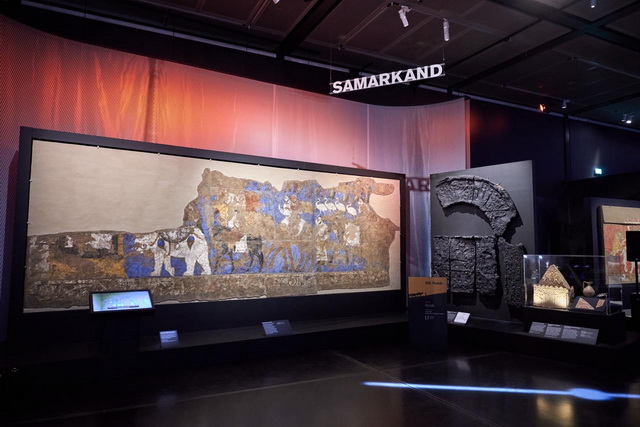 В Лондоне состоялось открытие выставки Silk Roads