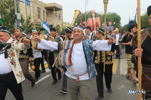 The 21st Traditional International Festival “Silk and Spices” Opens in Bukhara