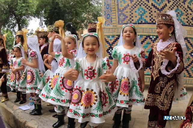 The 21st Traditional International Festival “Silk and Spices” Opens in Bukhara