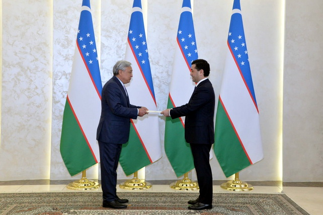 Uzbekistan’s Foreign Minister meets with New Ambassador of Kyrgyzstan Uzbekistan’s Foreign Minister meets with New Ambassador of Kyrgyzstan