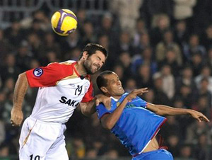 Ten-man Bunyodkor beat Pakhtakor Ten-man Bunyodkor beat Pakhtakor