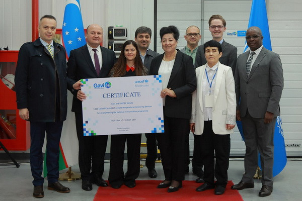 UNICEF and Gavi donate IT and waste management equipment to the Ministry of Health worth US$3.2 million to strengthen Uzbekistan’s immunisation programme UNICEF and Gavi donate IT and waste management equipment to the Ministry of Health worth US$3.2 million to strengthen Uzbekistan’s immunisation programme