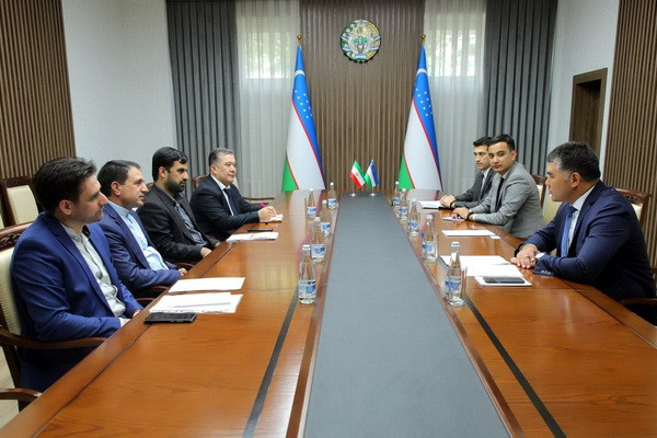 Обсуждены перспективы развития транспортного сотрудничества с Ираном Обсуждены перспективы развития транспортного сотрудничества с Ираном