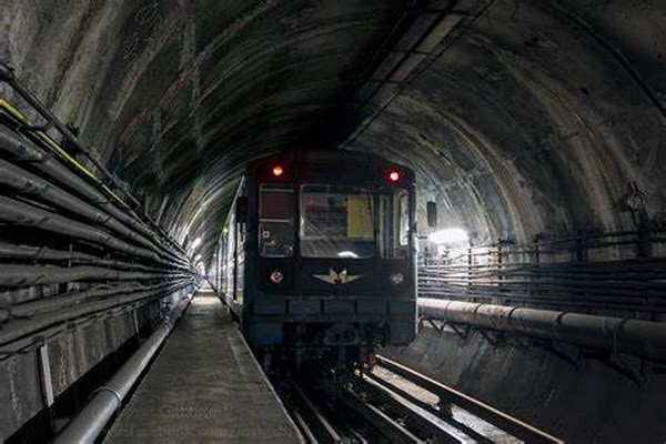 Train stops between stations in the Tashkent metro Train stops between stations in the Tashkent metro
