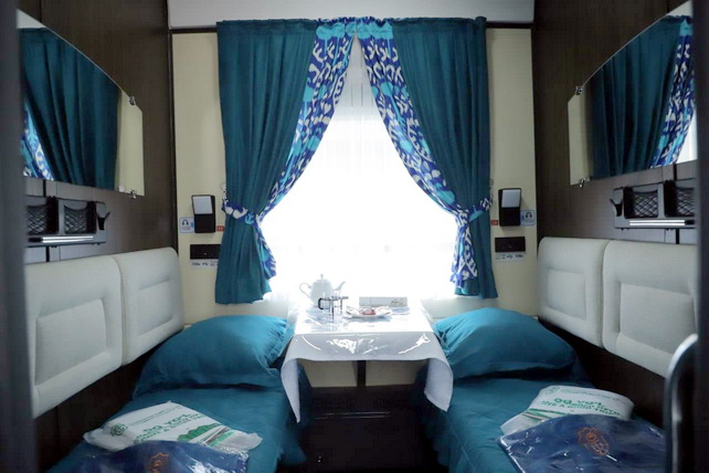 Тошкентда Хивага йўловчи ташиш учун янги замонавий вагонлар ишга туширилди Тошкентда Хивага йўловчи ташиш учун янги замонавий вагонлар ишга туширилди