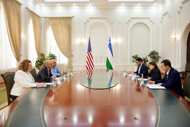 Узбекистан и США обсудили развитие культурного обмена и укрепление партнерства в сфере искусства Узбекистан и США обсудили развитие культурного обмена и укрепление партнерства в сфере искусства
