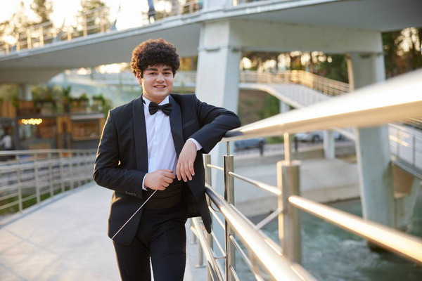 Дирижер из Узбекистана выступил на юбилейном фестивале классической музыки Miami Music Festival Дирижер из Узбекистана выступил на юбилейном фестивале классической музыки Miami Music Festival