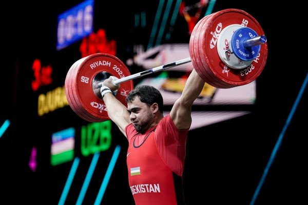 Акбар Джураев и Руслан Нурудинов завоевали золотые и серебряные медали чемпионата мира по тяжёлой атлетике Акбар Джураев и Руслан Нурудинов завоевали золотые и серебряные медали чемпионата мира по тяжёлой атлетике