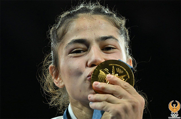 President of Uzbekistan congratulates Diyorа Keldiyorova on Olympic victory