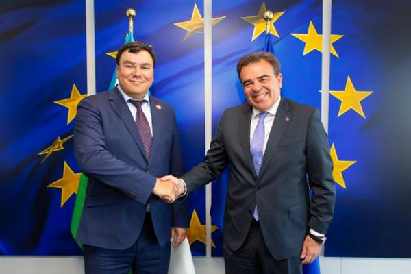 Deputy Prime Minister of Uzbekistan meets with the Vice President of the European Commission in Brussels Deputy Prime Minister of Uzbekistan meets with the Vice President of the European Commission in Brussels