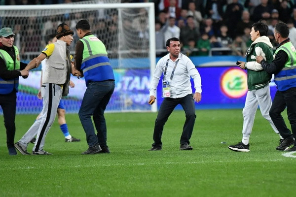Football fans who ran onto the field brought to justice Football fans who ran onto the field brought to justice
