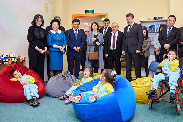 При поддержке ЛУКОЙЛА в Узбекистане открылись сразу три дошкольных учреждения